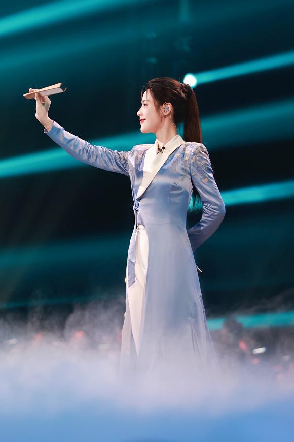 陈丽君与法国歌手合唱越剧_获“最佳男主角”的女演员陈丽君：越剧的“越”，有新的诠