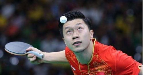 马龙不语只是一味地帅_魏大勋“错字门”与后台奇遇记，幽默化解失误